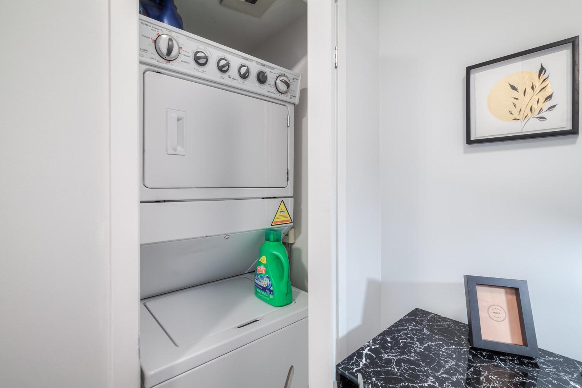 Apartment Modern 2br Spacious